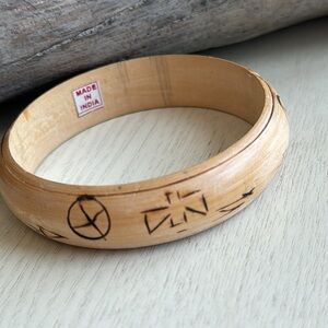 AZTEC WOODEN BRACELET